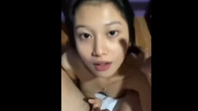 Pinay babe na mabait at magaling pa mag tsulolot